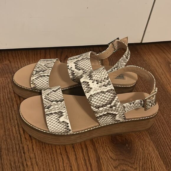 Steve Madden Teenie Platform Sandals Size 8.5 - Picture 3 of 6